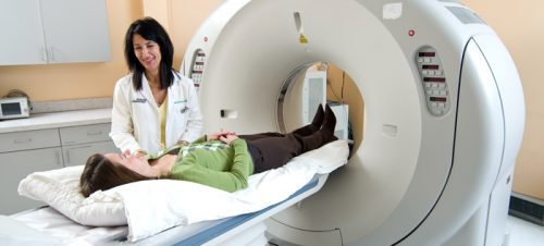 Chuẩn đoán giai đoạn ung thư quan chụp CT