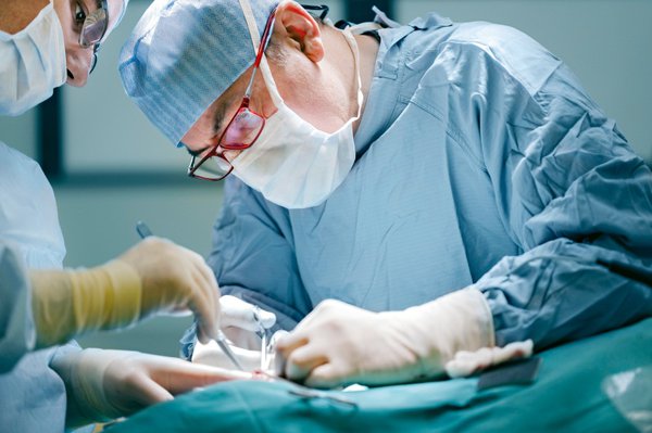 Phẫu thuật là một phương pháp xác định ung thư vòm họng có sống được bao lâu