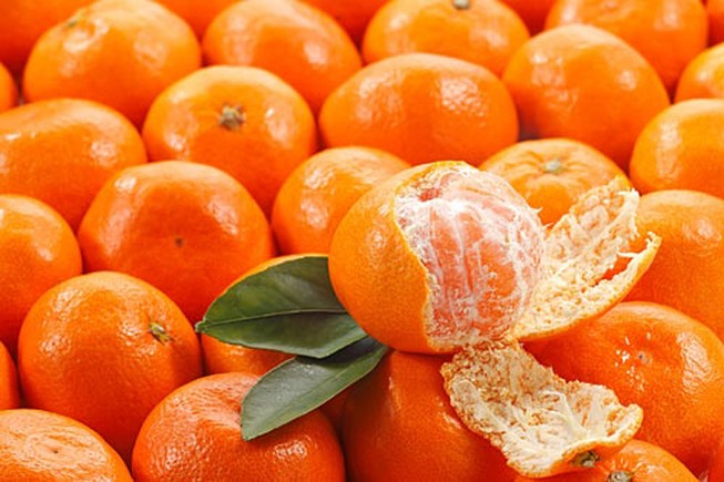 Vỏ cam quýt chín phơi khô sẽ được sản phẩm gọi là trần bì
