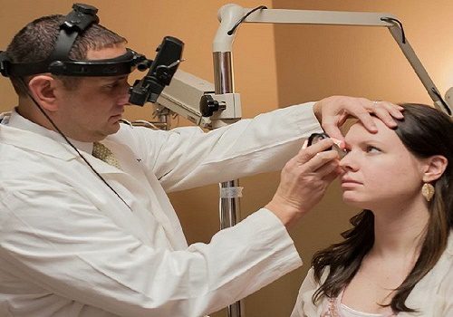 Kiểm tra mắt để chẩn đoán xác định ung thư mắt